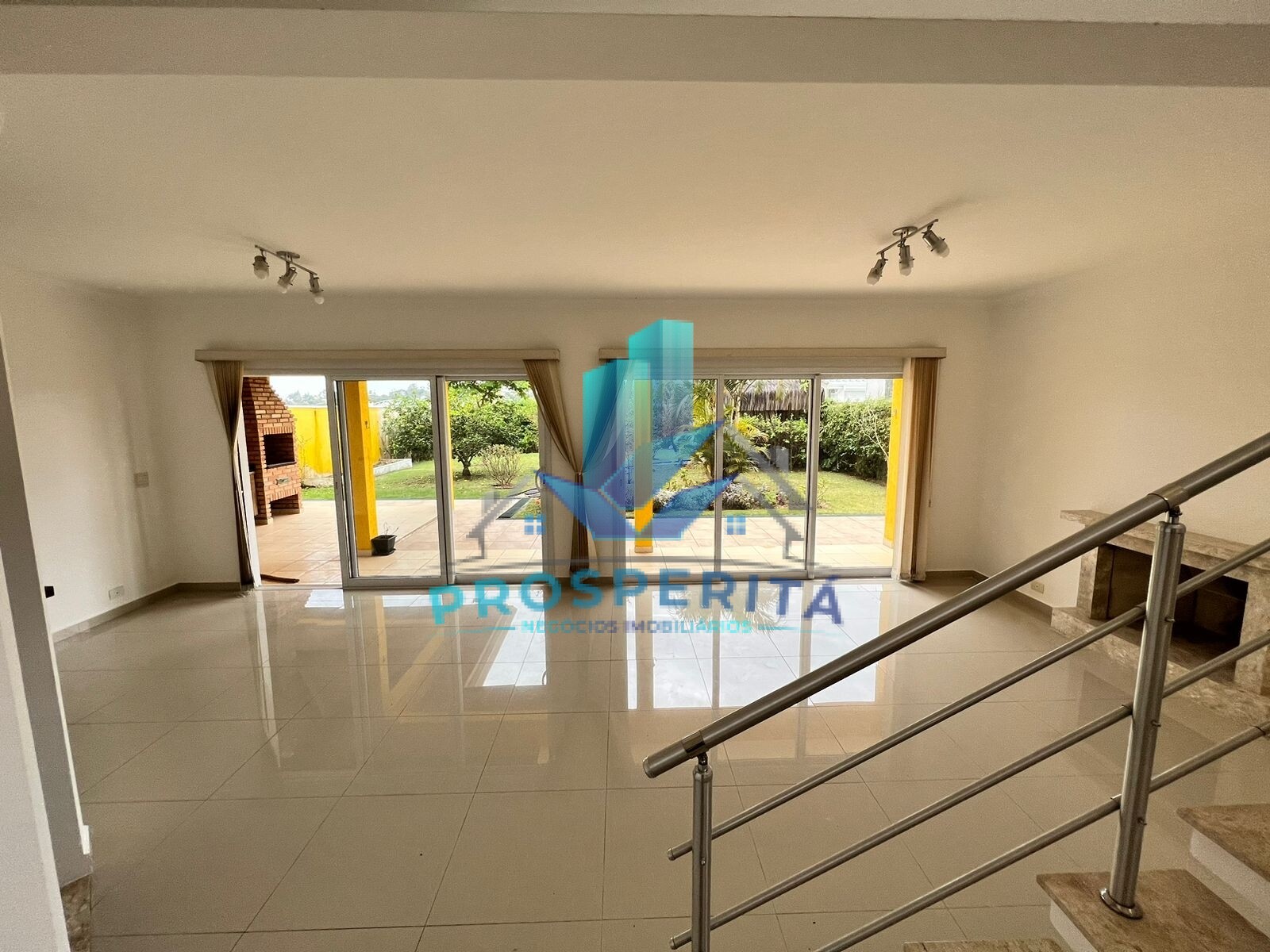 Casa de Condomínio à venda com 4 quartos, 252m² - Foto 16