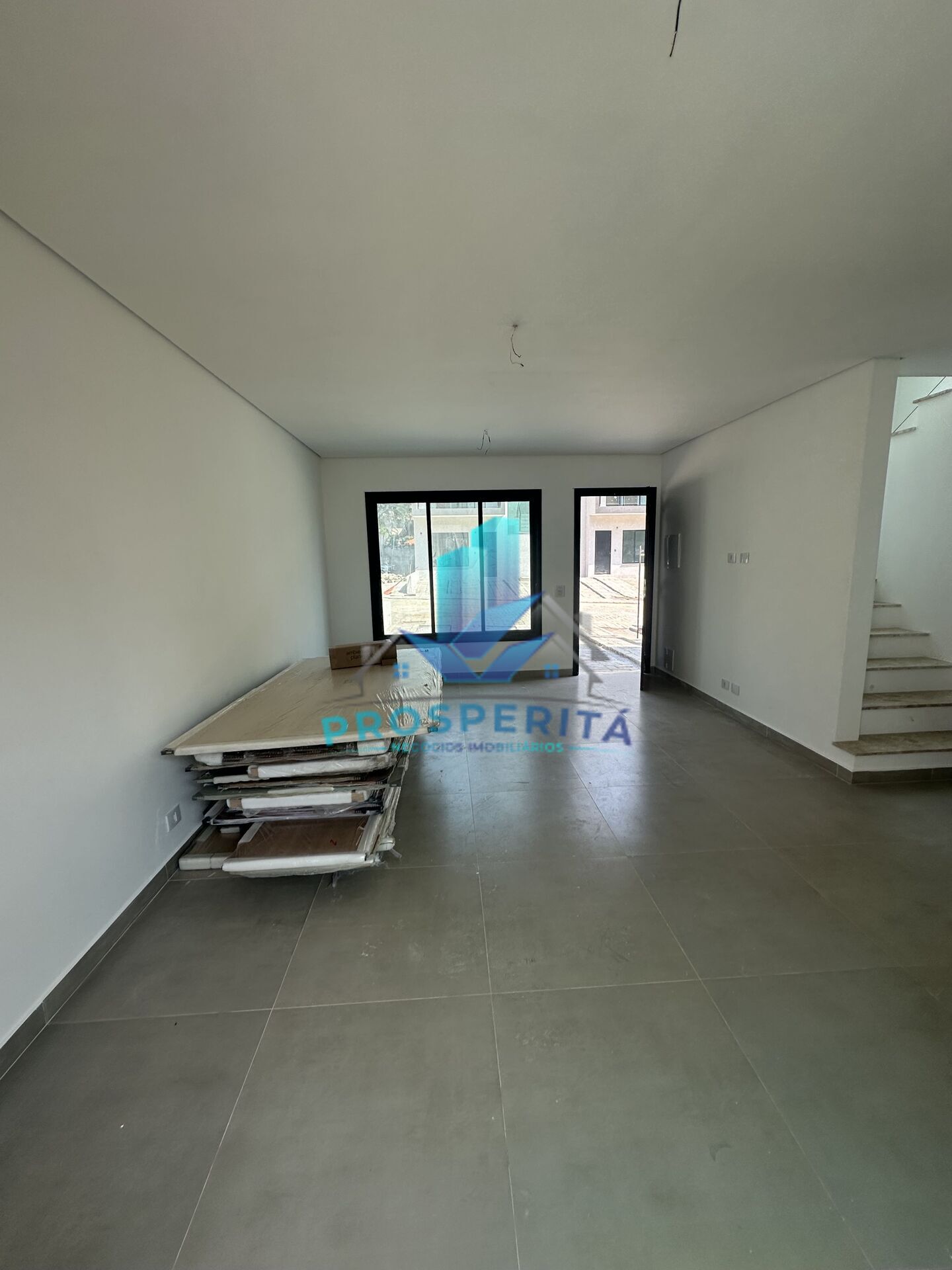 Casa à venda com 3 quartos, 153m² - Foto 4