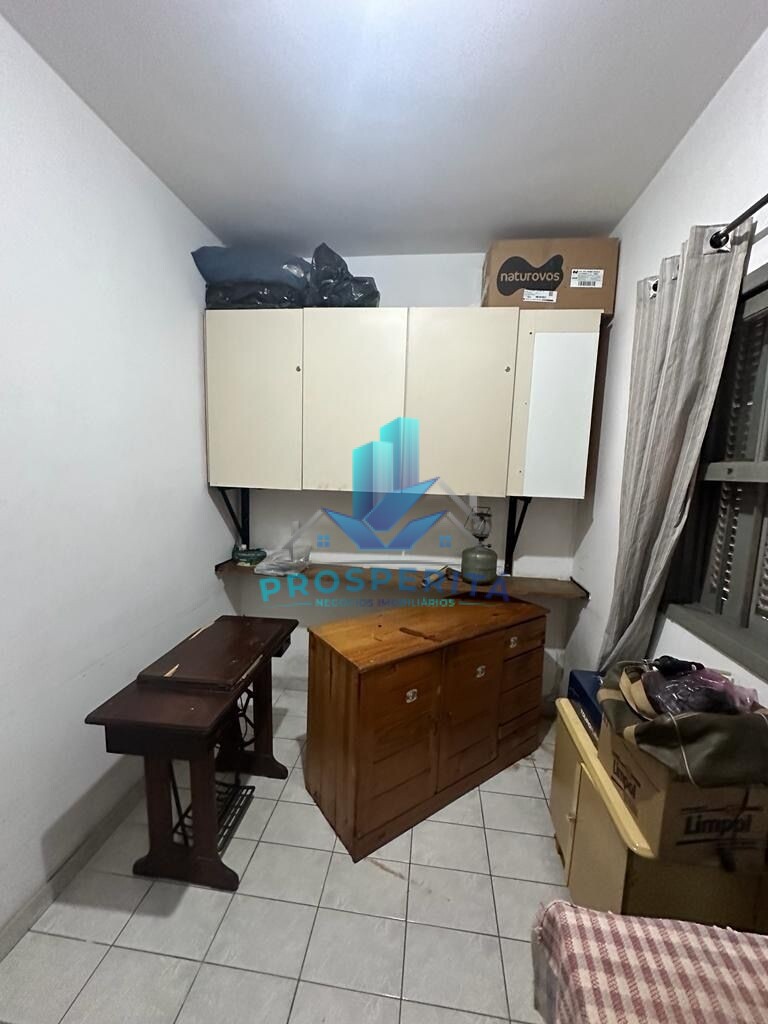 Casa à venda com 3 quartos, 250m² - Foto 9