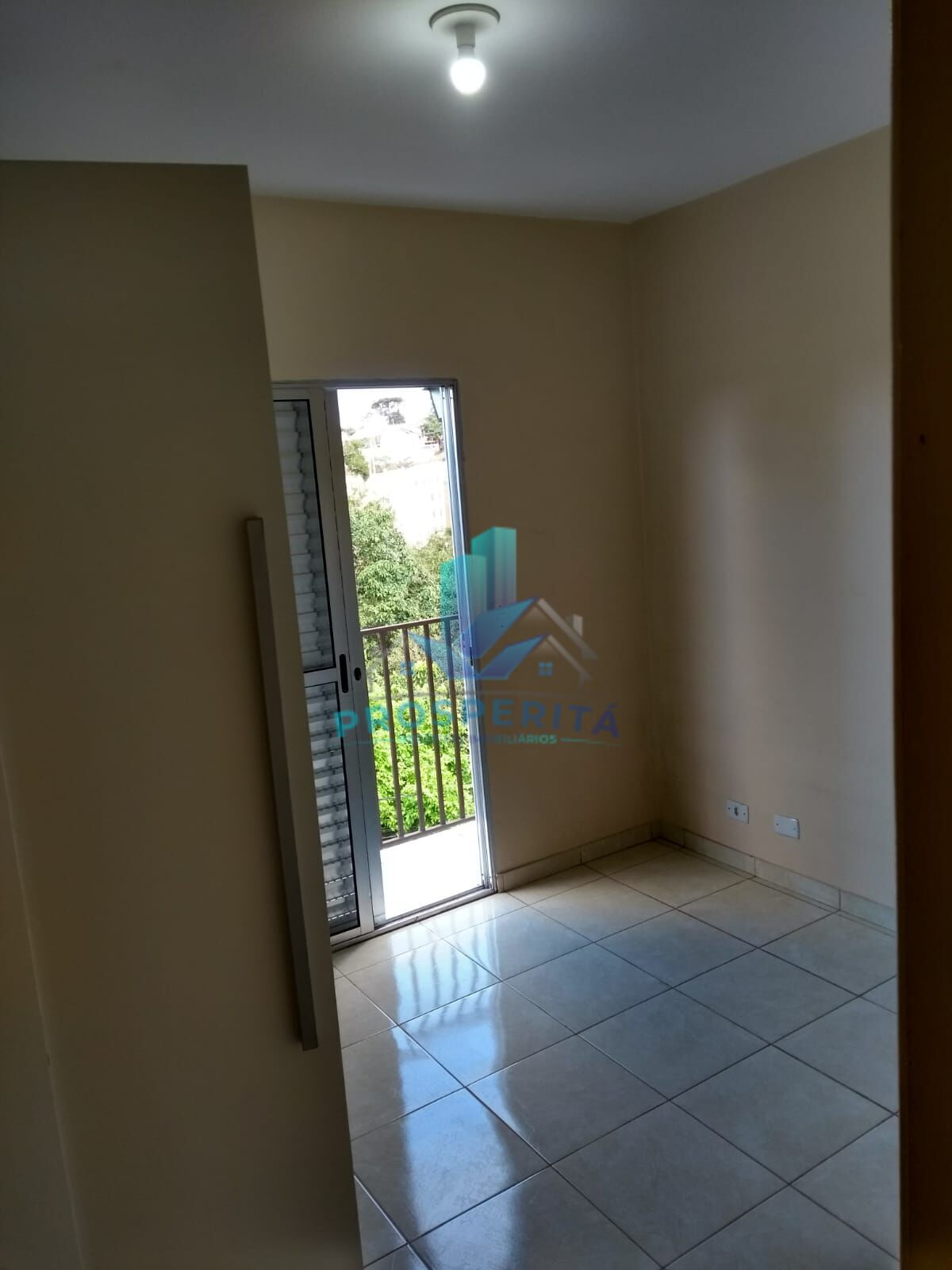 Casa à venda com 2 quartos, 130m² - Foto 10