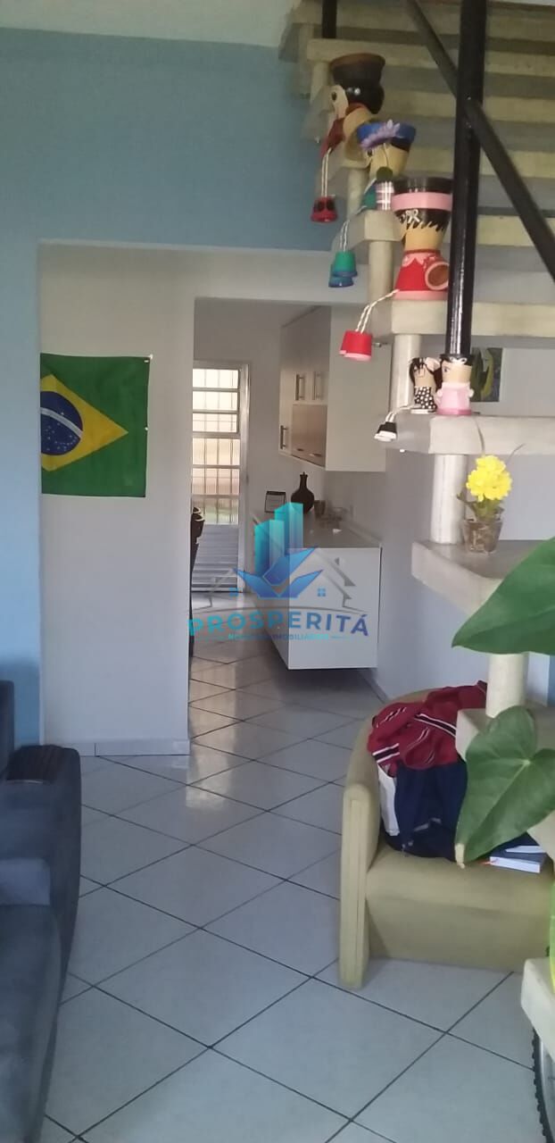 Sobrado à venda com 3 quartos, 200m² - Foto 13