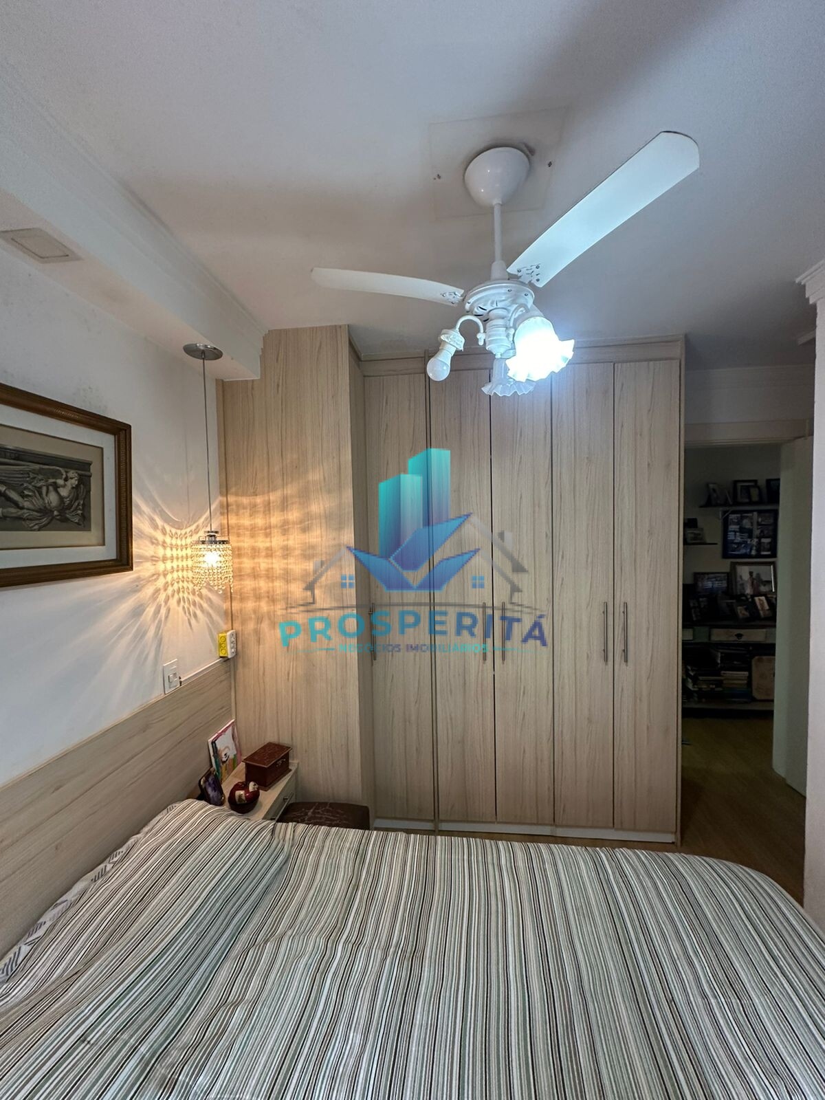 Apartamento à venda com 2 quartos, 61m² - Foto 15