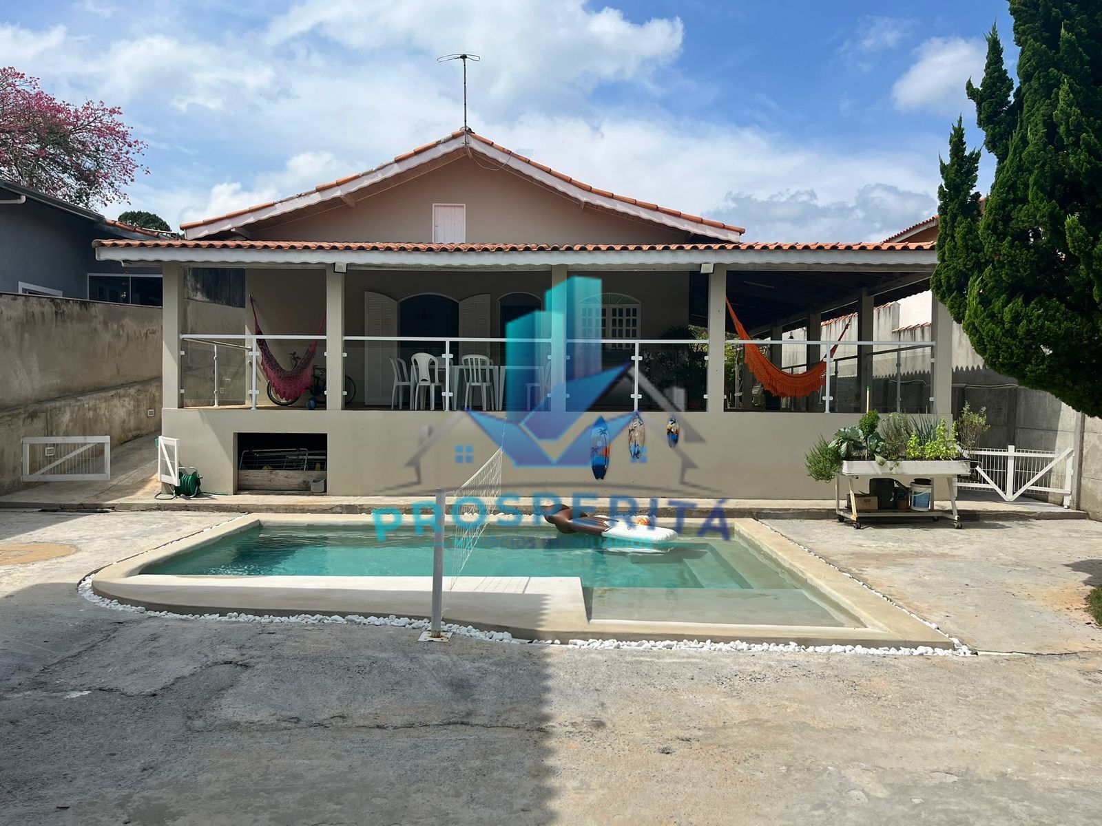 Casa, 5 quartos, 322 m² - Foto 1