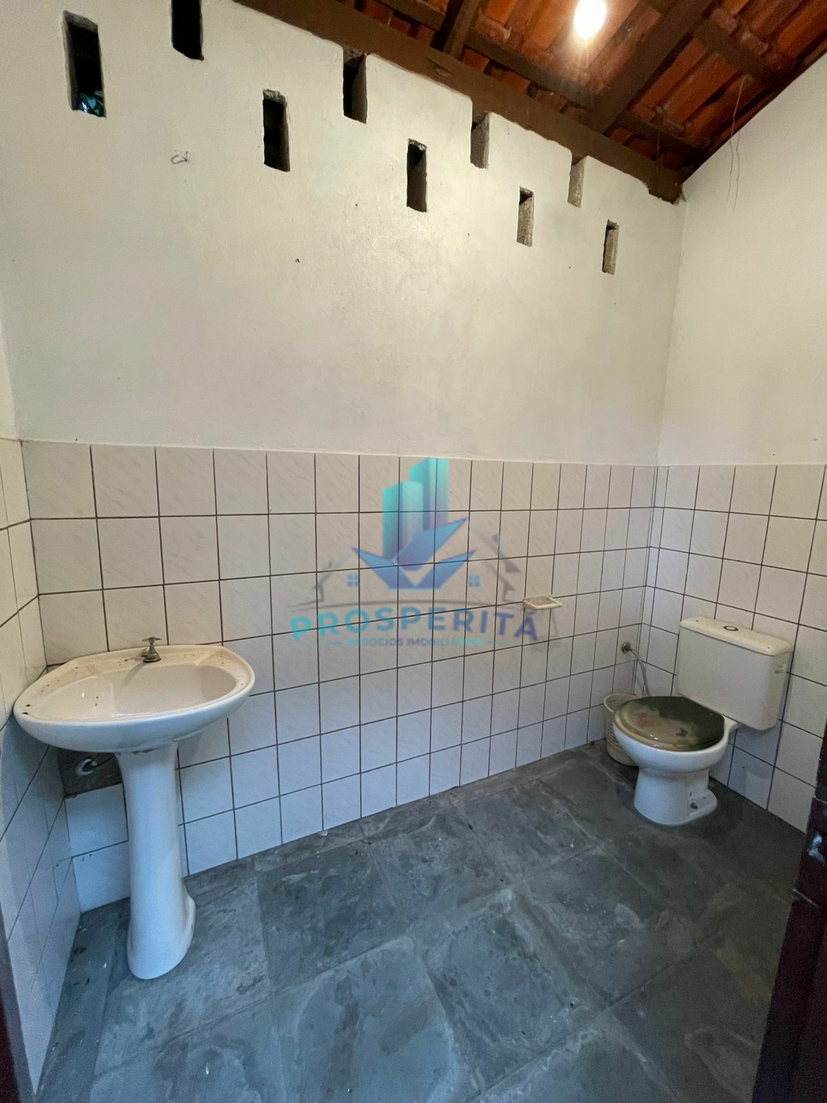 Casa de Condomínio à venda com 3 quartos, 240m² - Foto 6