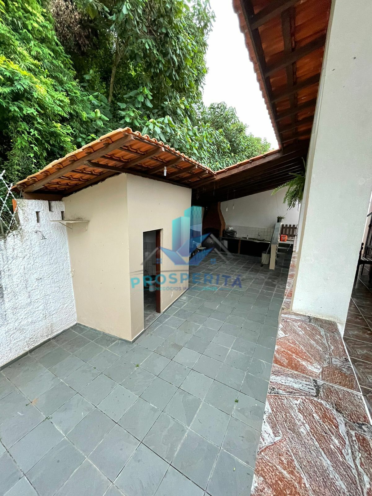 Casa de Condomínio à venda com 3 quartos, 240m² - Foto 12