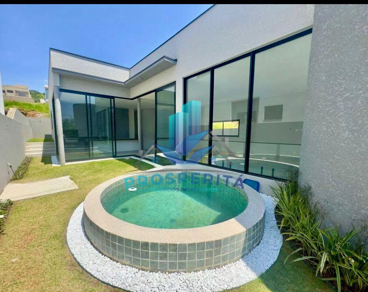 Casa, 3 quartos, 237 m² - Foto 2
