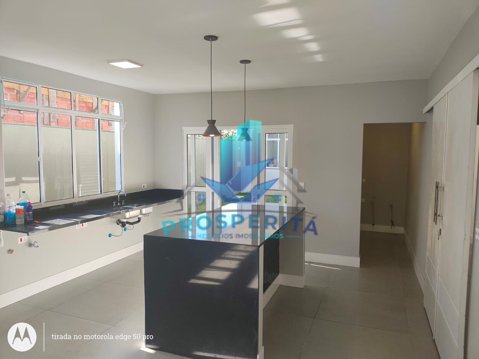 Casa para alugar com 3 quartos, 239m² - Foto 14