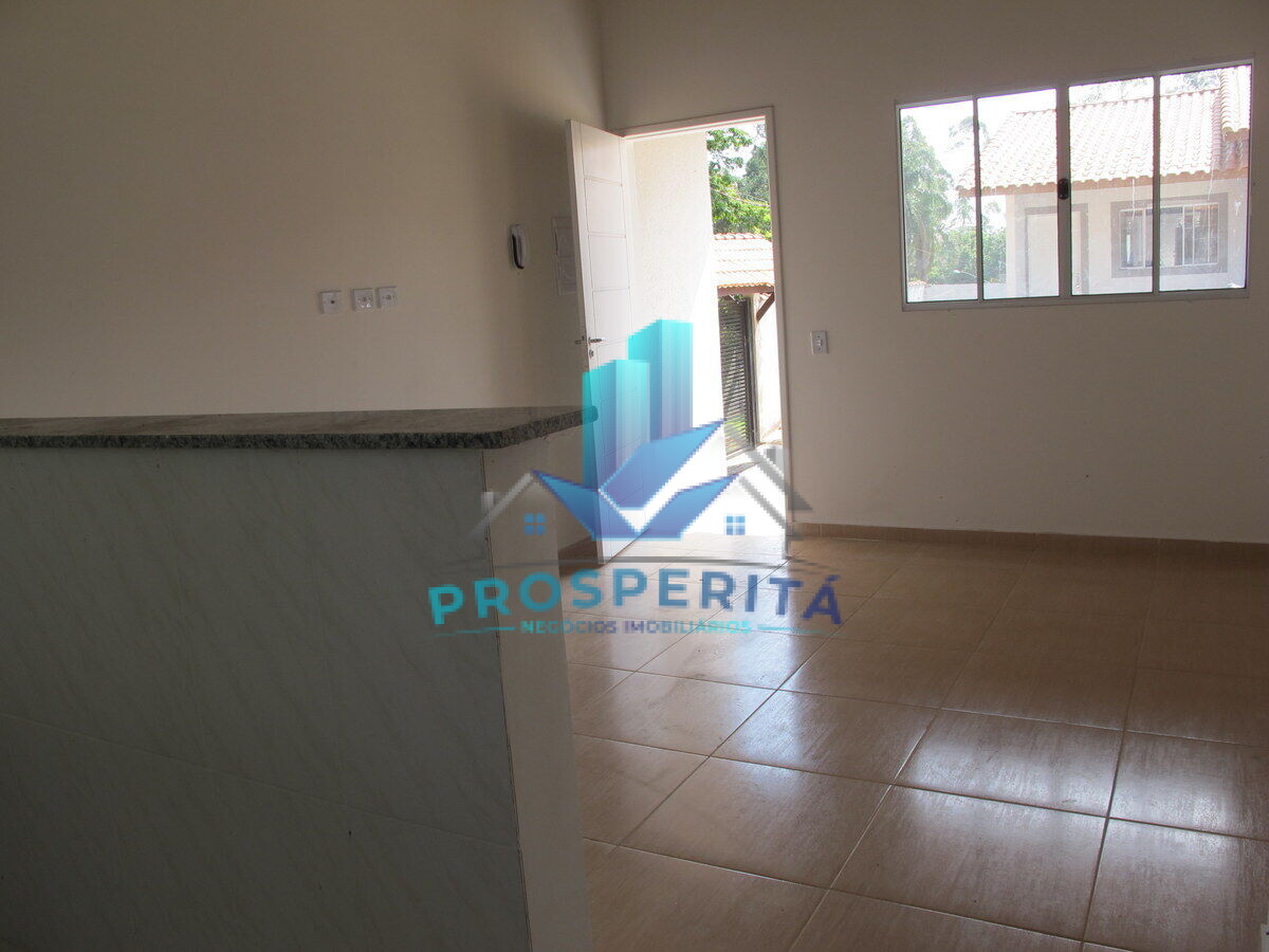 Casa para alugar com 3 quartos, 58m² - Foto 12