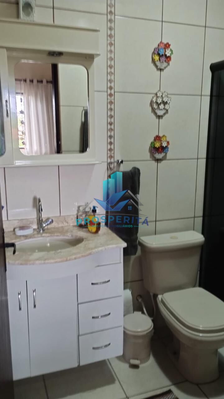 Casa à venda com 4 quartos, 209m² - Foto 16