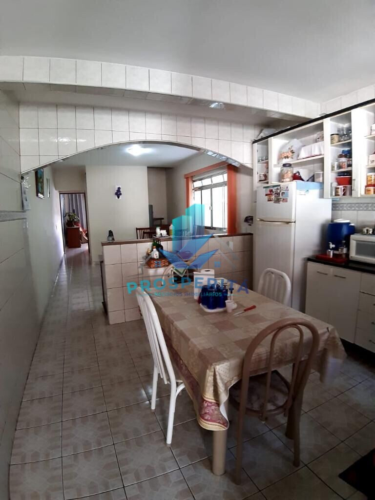 Sobrado à venda com 3 quartos, 207m² - Foto 8