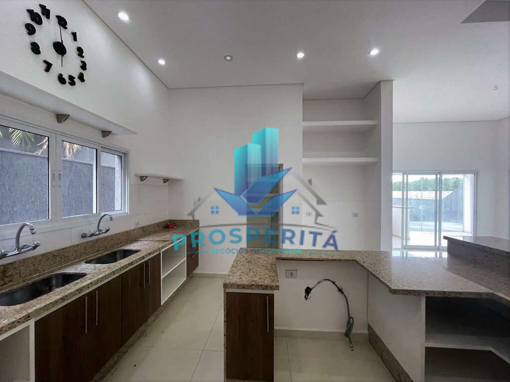 Casa à venda com 3 quartos, 271m² - Foto 15