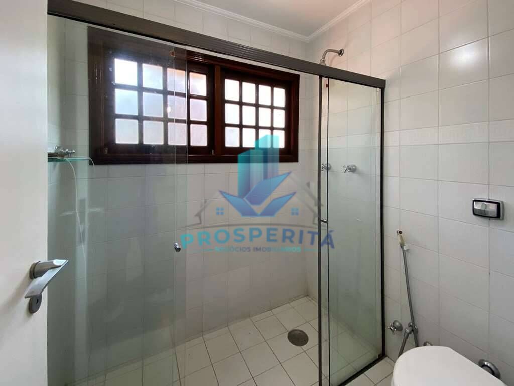 Casa à venda com 4 quartos, 304m² - Foto 30