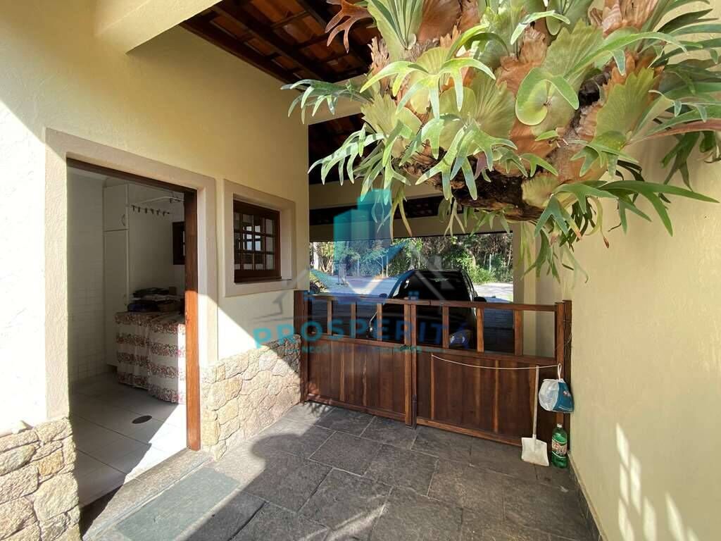 Casa à venda com 4 quartos, 304m² - Foto 31