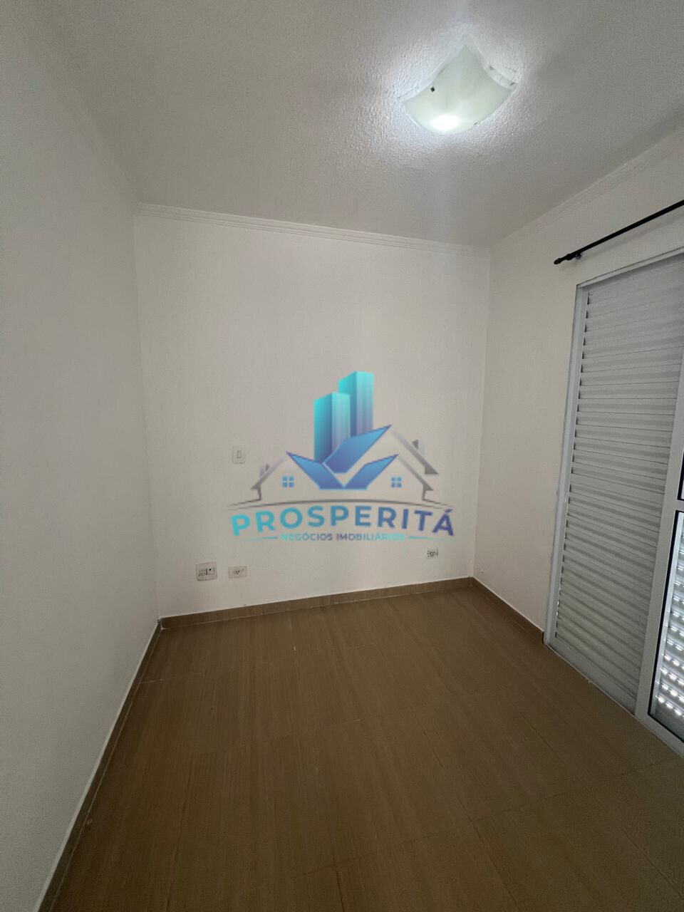 Casa para alugar com 2 quartos, 60m² - Foto 5