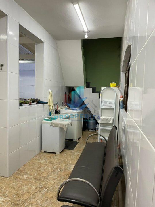 Sobrado para alugar com 3 quartos, 300m² - Foto 18