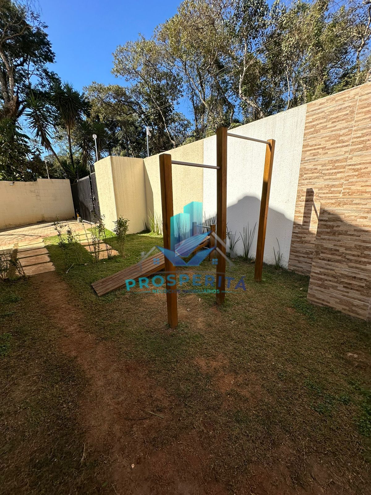 Casa de Condomínio para alugar com 2 quartos, 48m² - Foto 18