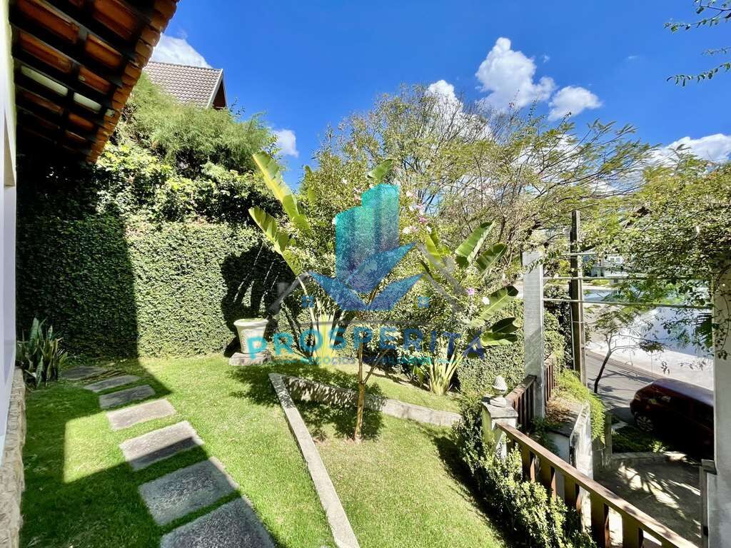 Casa à venda com 4 quartos, 372m² - Foto 7