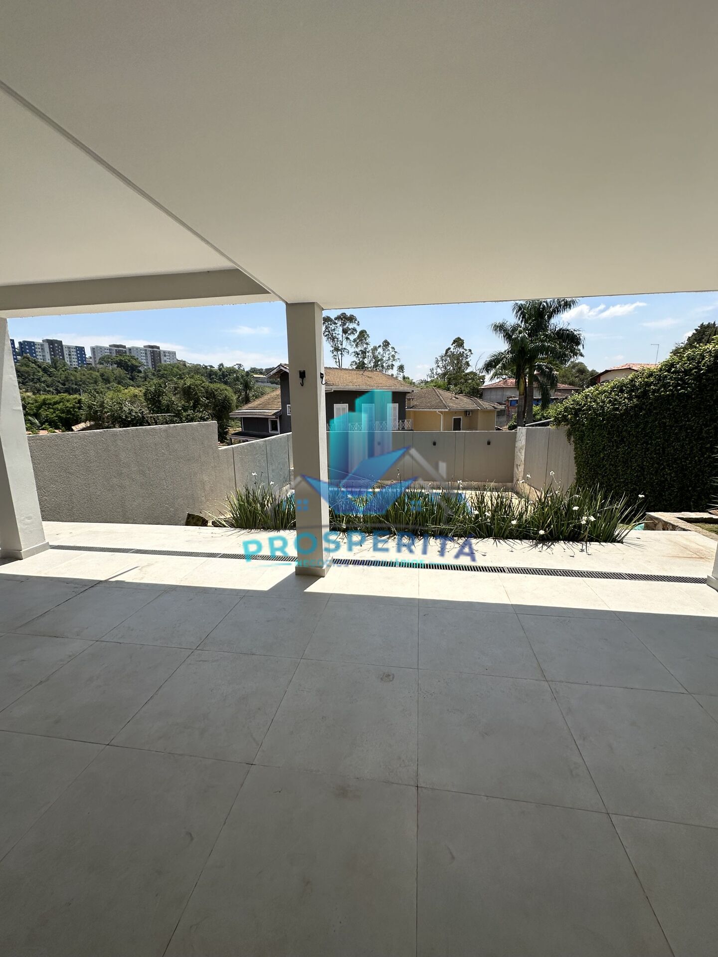 Casa à venda com 3 quartos, 200m² - Foto 35