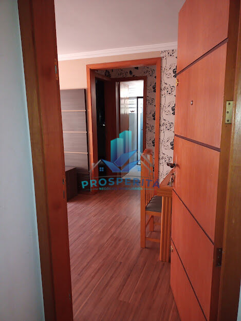 Apartamento à venda com 2 quartos, 50m² - Foto 2