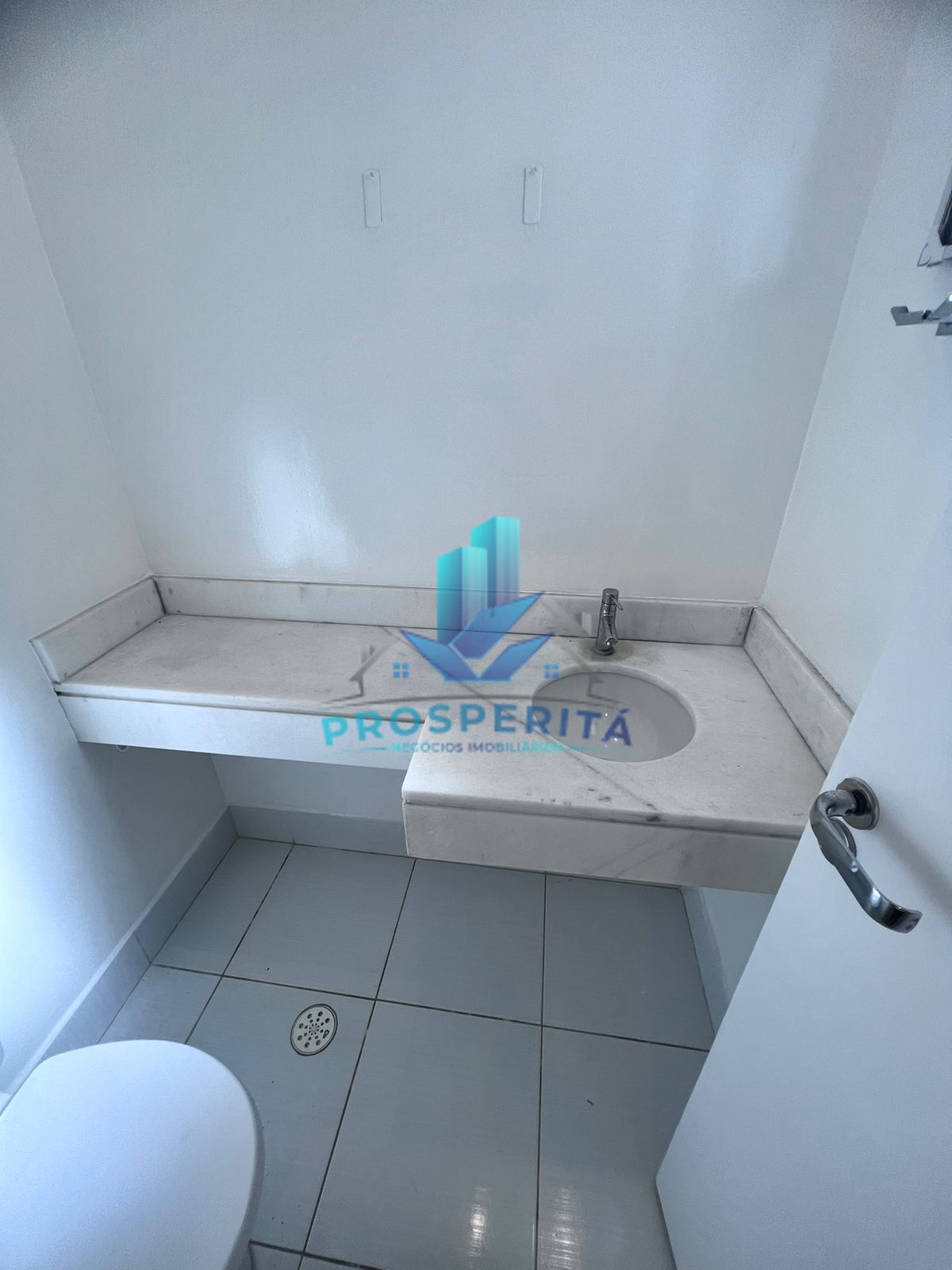Casa de Condomínio para alugar com 3 quartos, 80m² - Foto 7