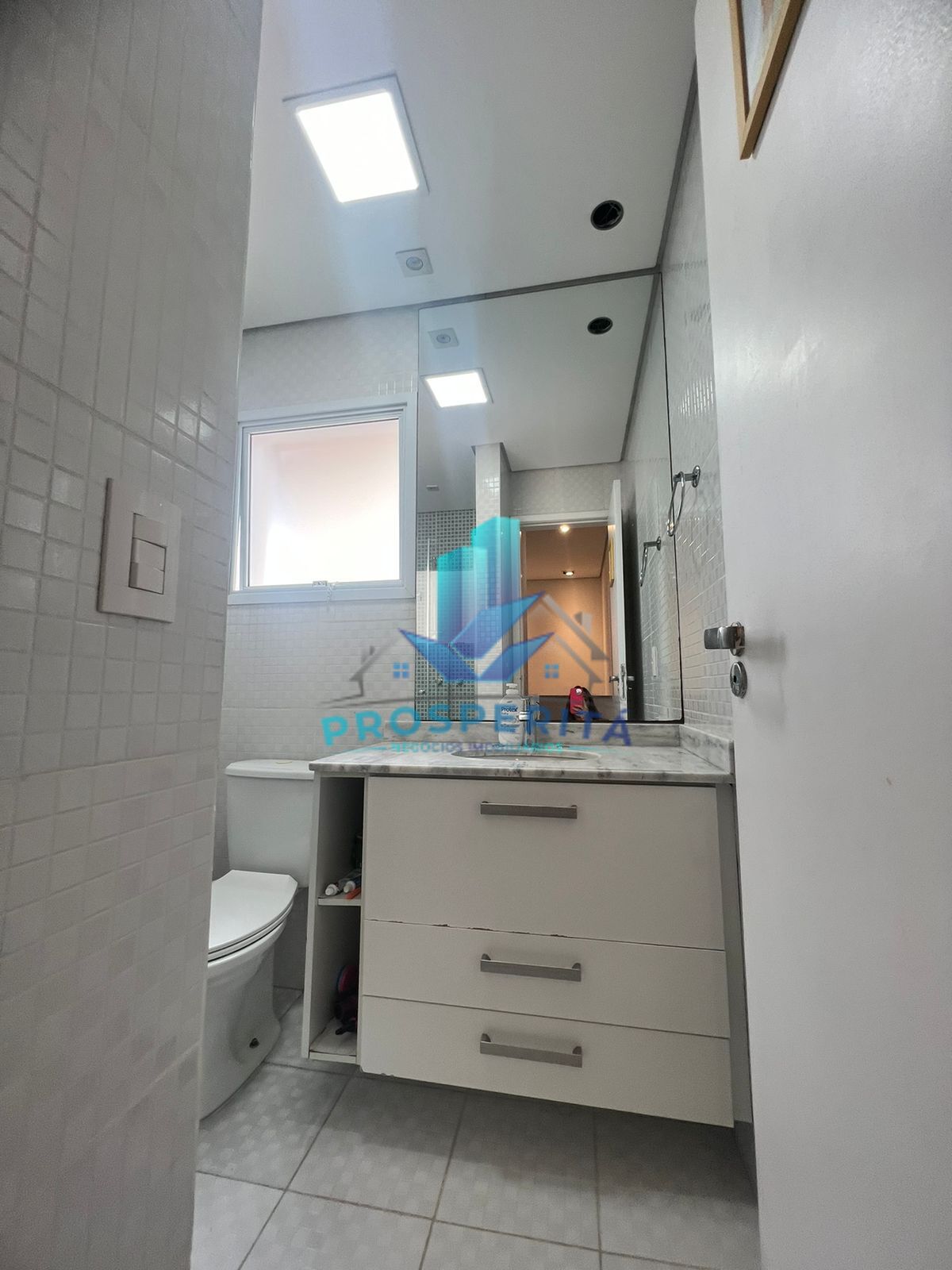 Casa de Condomínio para alugar com 3 quartos, 80m² - Foto 17