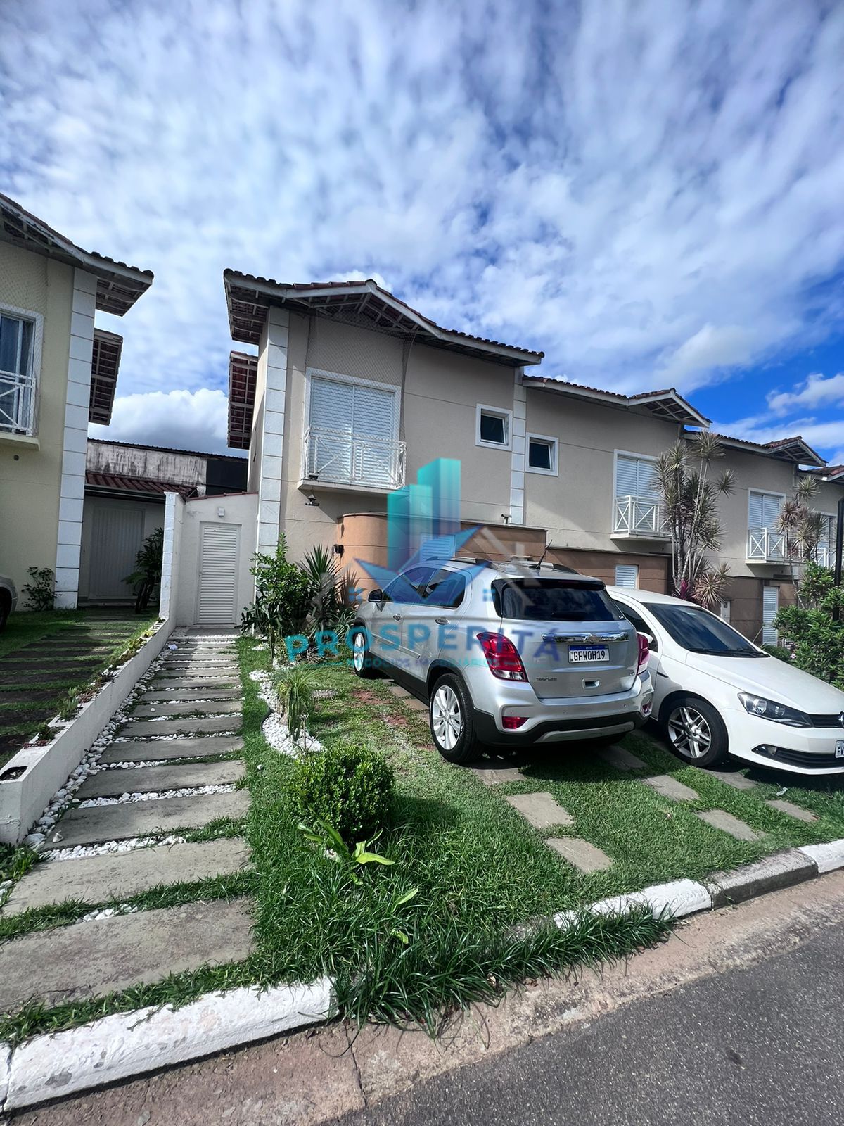 Casa de Condomínio para alugar com 3 quartos, 80m² - Foto 1