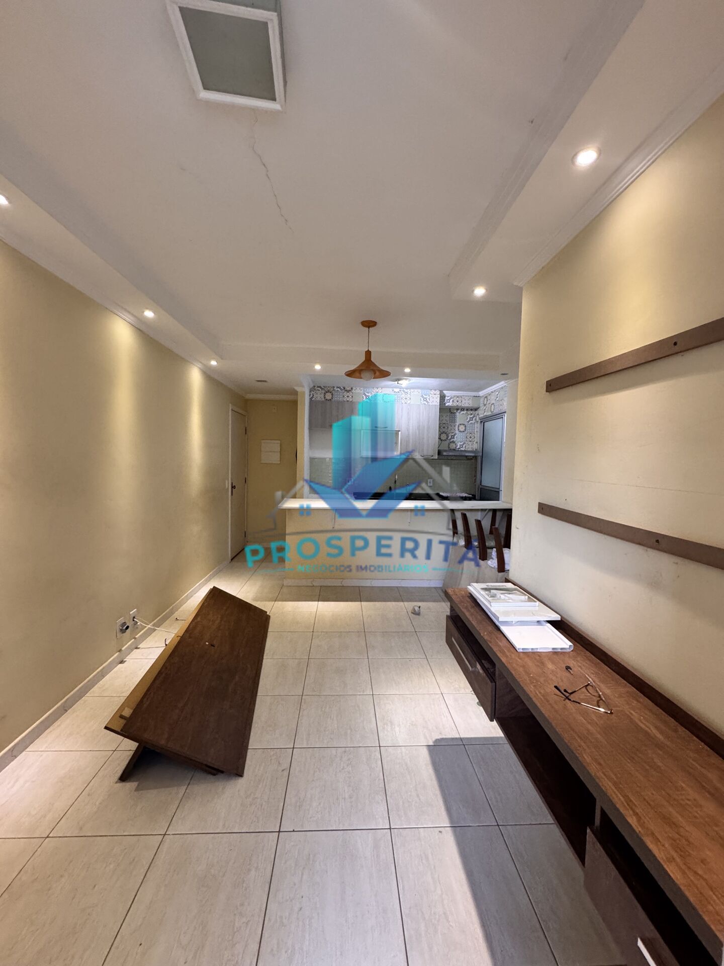 Apartamento à venda com 2 quartos, 64m² - Foto 2