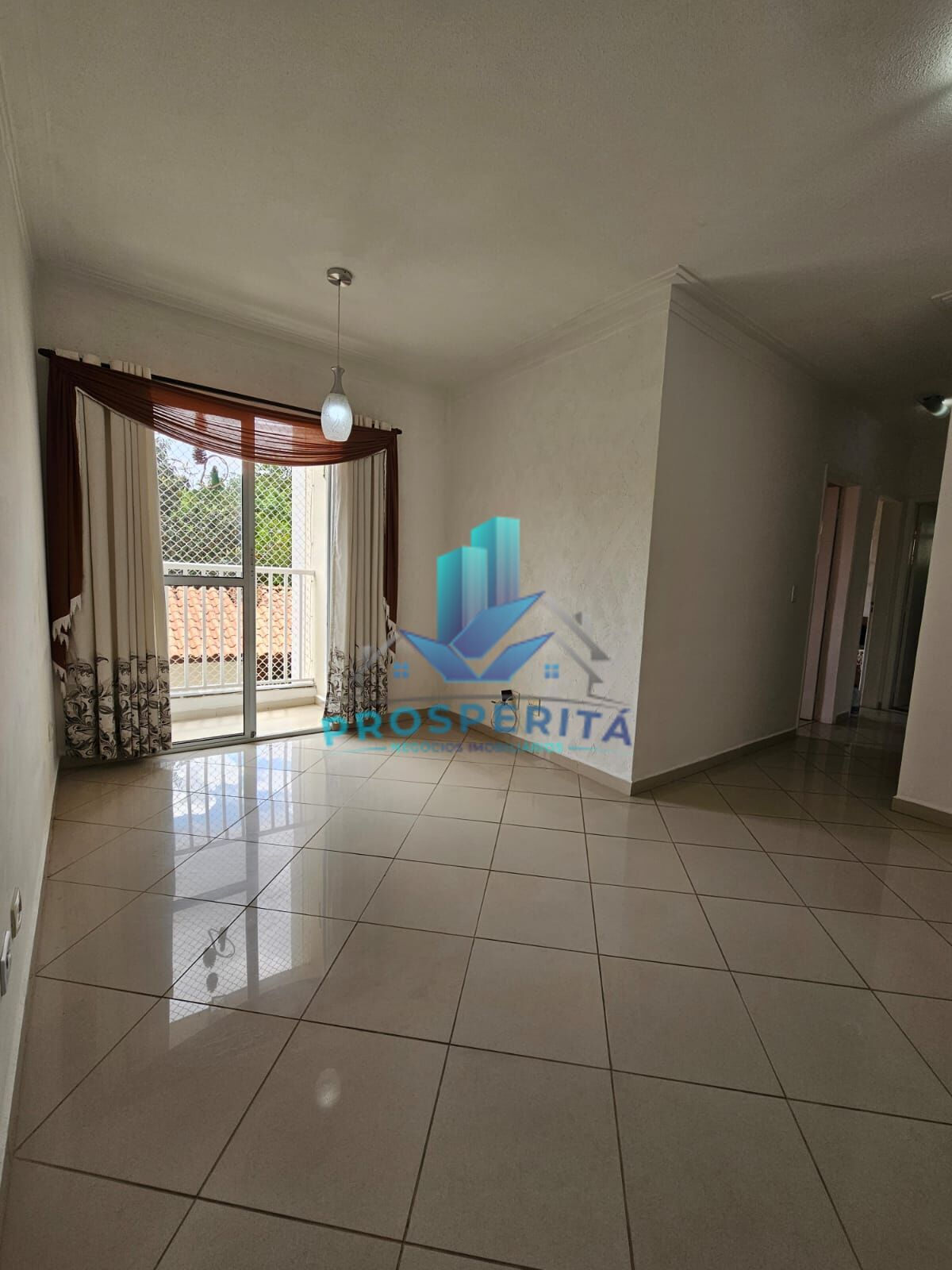 Apartamento à venda com 2 quartos, 60m² - Foto 4