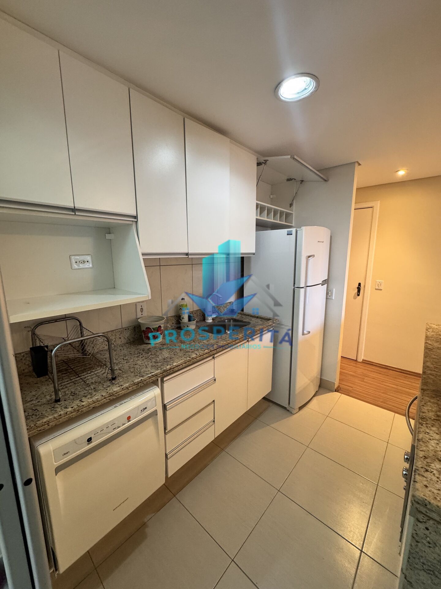 Apartamento para alugar com 3 quartos, 64m² - Foto 6
