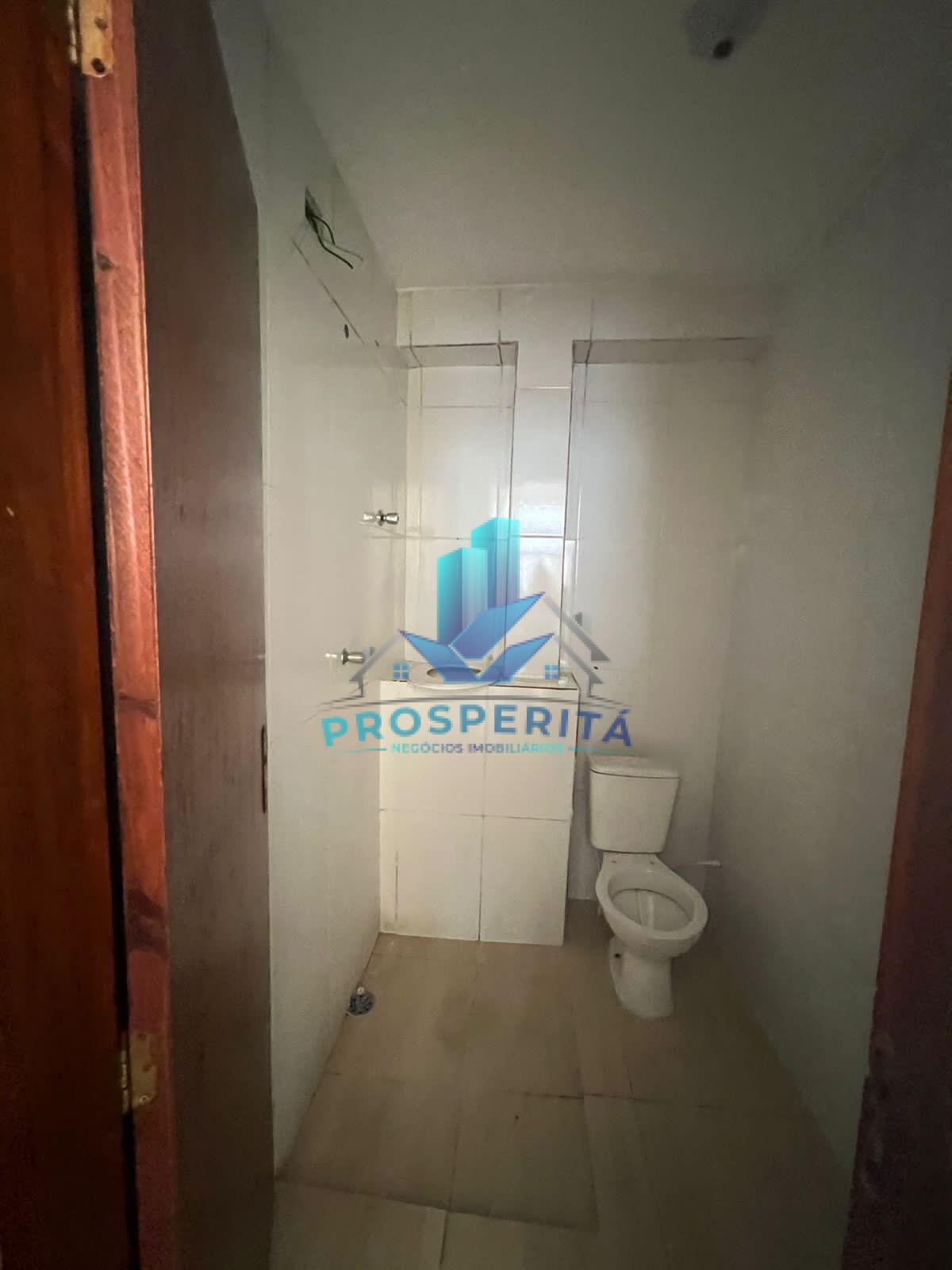 Casa à venda com 2 quartos, 250m² - Foto 10