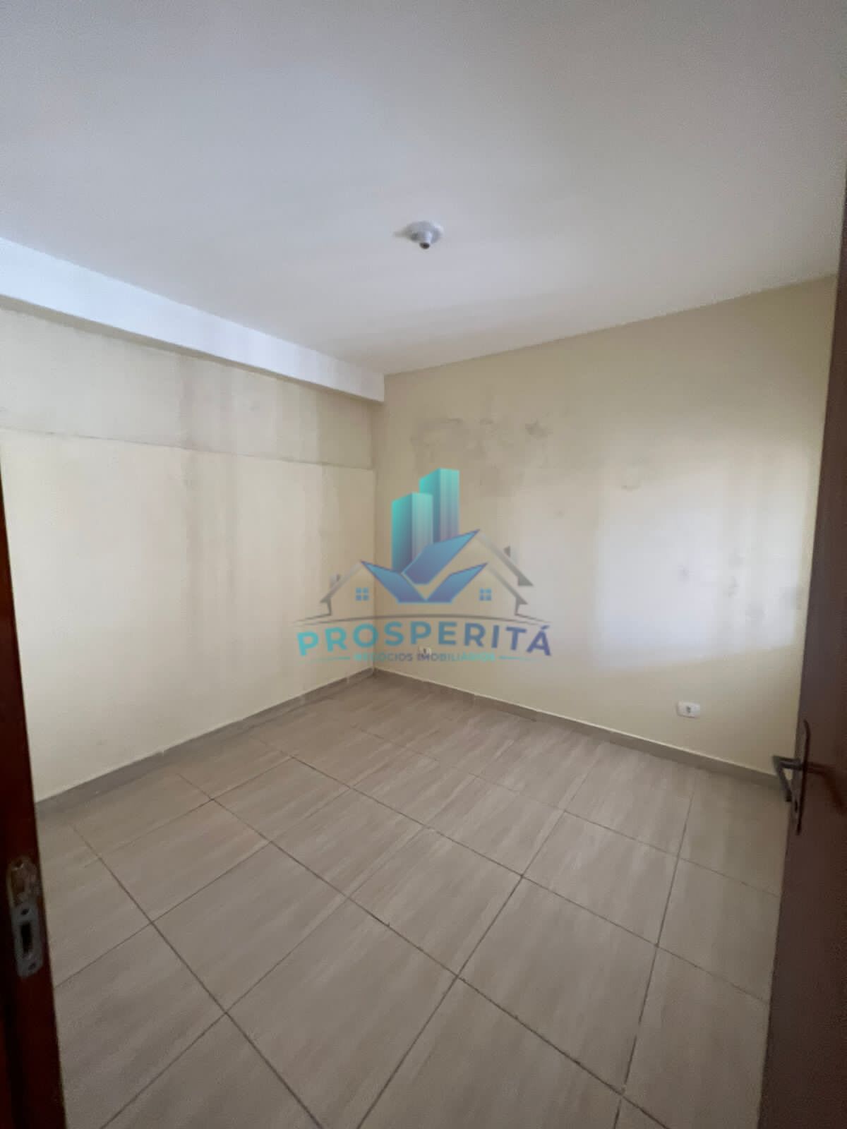 Casa à venda com 2 quartos, 250m² - Foto 12