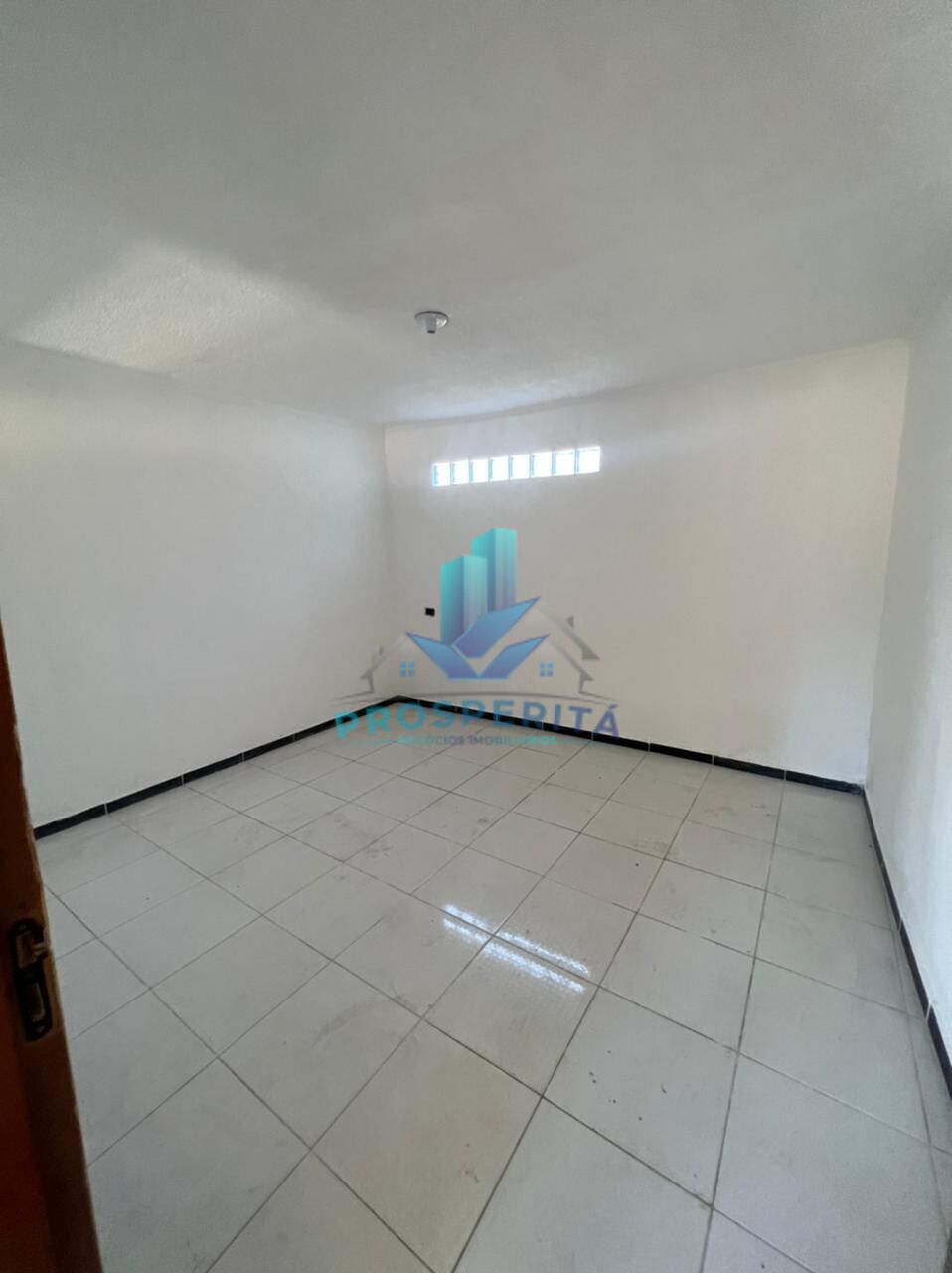 Casa à venda com 2 quartos, 250m² - Foto 15