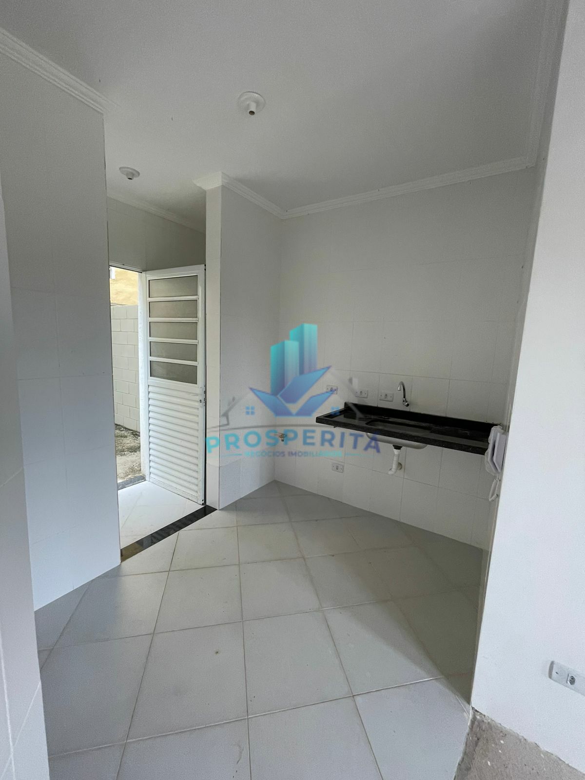 Apartamento à venda com 2 quartos, 42m² - Foto 17