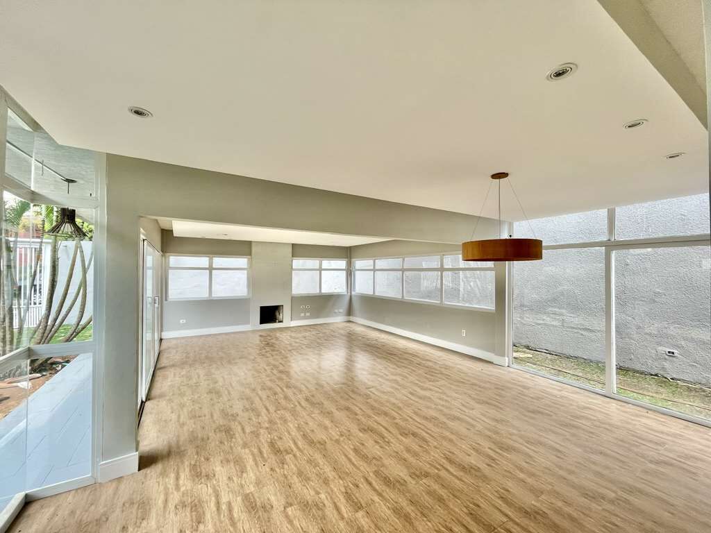 Casa à venda com 3 quartos, 400m² - Foto 10