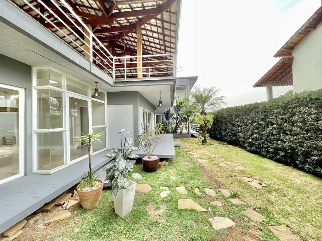 Casa à venda com 3 quartos, 400m² - Foto 21