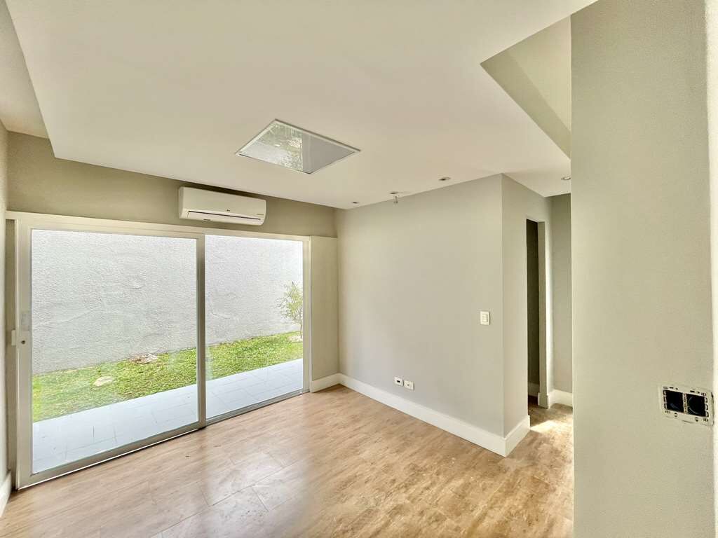 Casa à venda com 3 quartos, 400m² - Foto 25