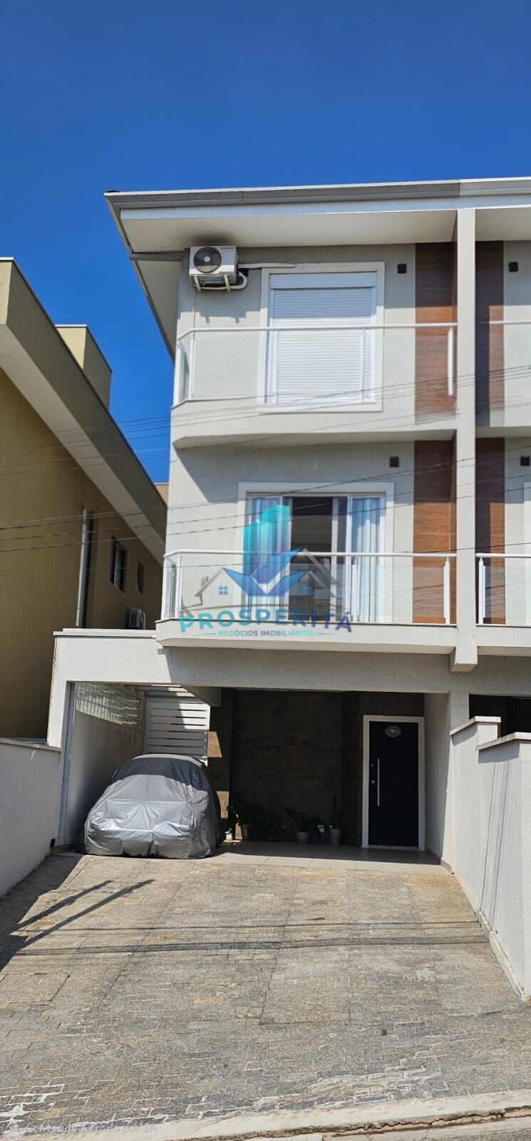 Casa, 3 quartos, 169 m² - Foto 1