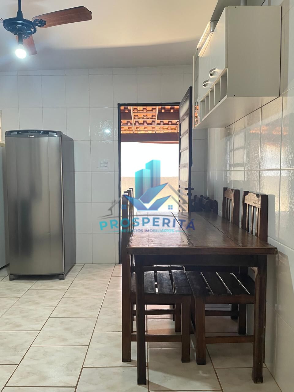 Casa à venda com 2 quartos, 155m² - Foto 12