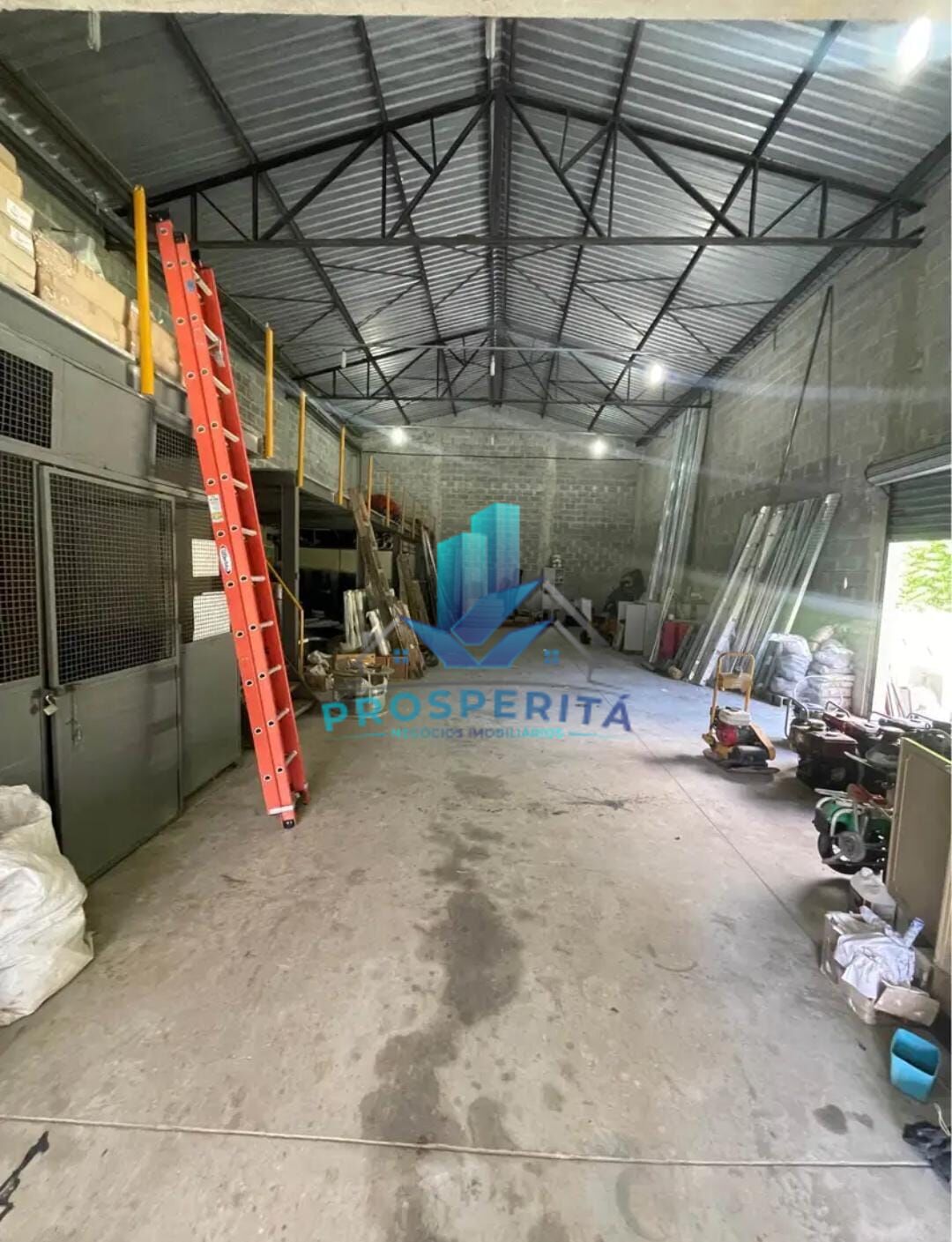 Depósito-Galpão-Armazém para alugar, 239m² - Foto 6