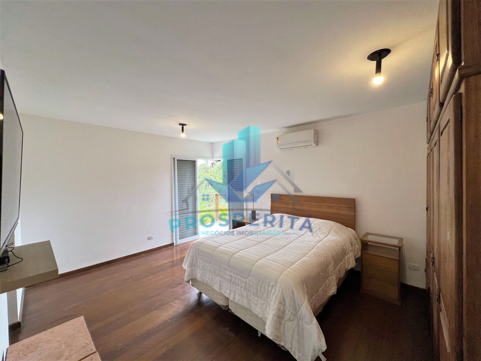 Casa à venda com 3 quartos, 400m² - Foto 12