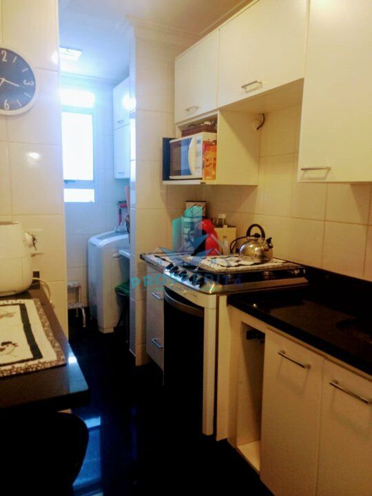 Apartamento à venda com 2 quartos, 49m² - Foto 3