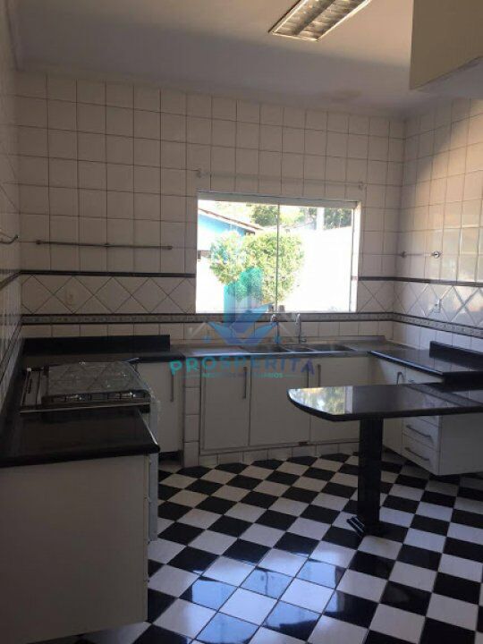 Casa de Condomínio à venda com 3 quartos, 390m² - Foto 27