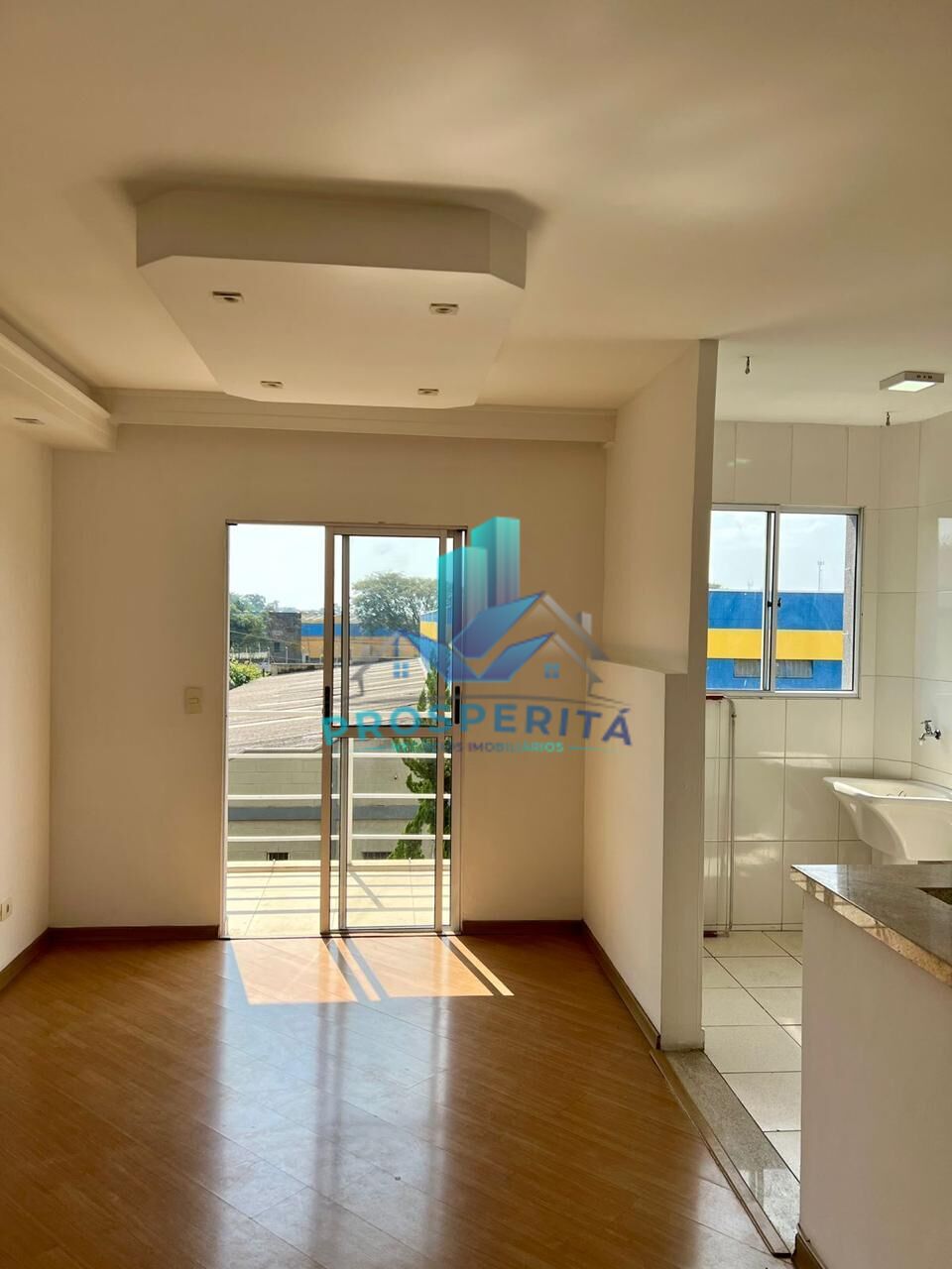 Apartamento à venda com 2 quartos, 60m² - Foto 4