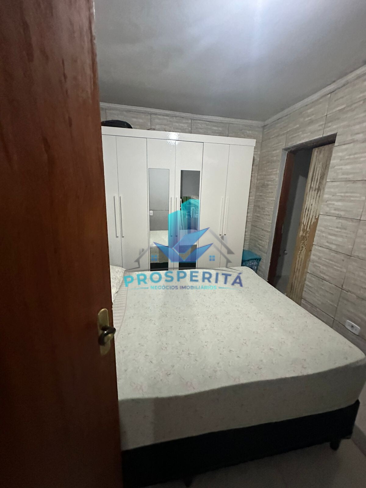 Casa à venda com 2 quartos, 200m² - Foto 16