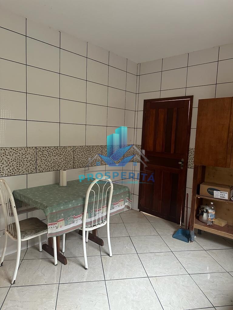 Casa à venda com 2 quartos, 90m² - Foto 12