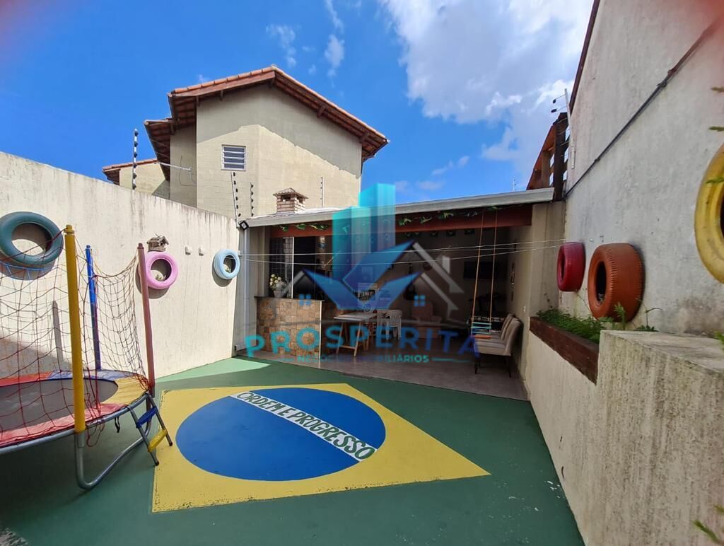 Casa à venda com 3 quartos, 97m² - Foto 17