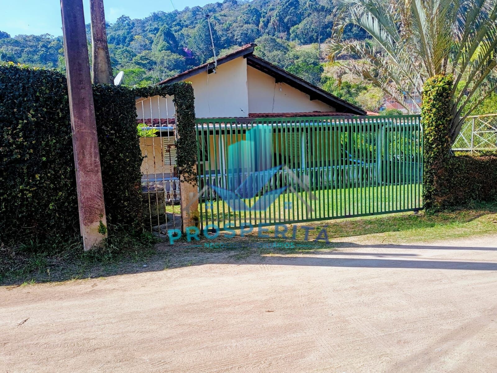 Casa, 3 quartos, 250 m² - Foto 1