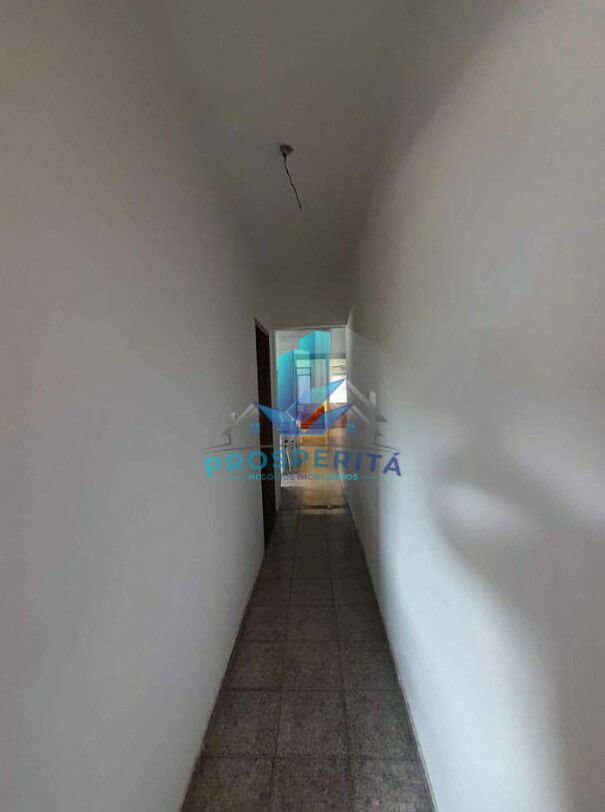 Casa à venda com 2 quartos, 165m² - Foto 11