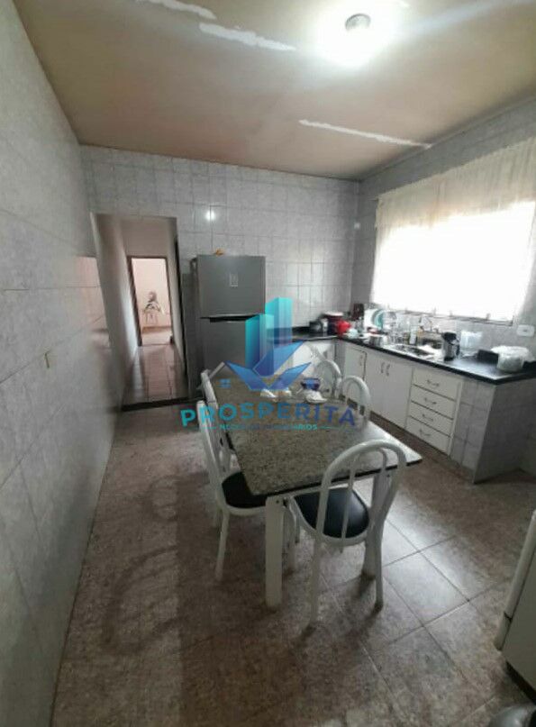 Casa à venda com 2 quartos, 165m² - Foto 8