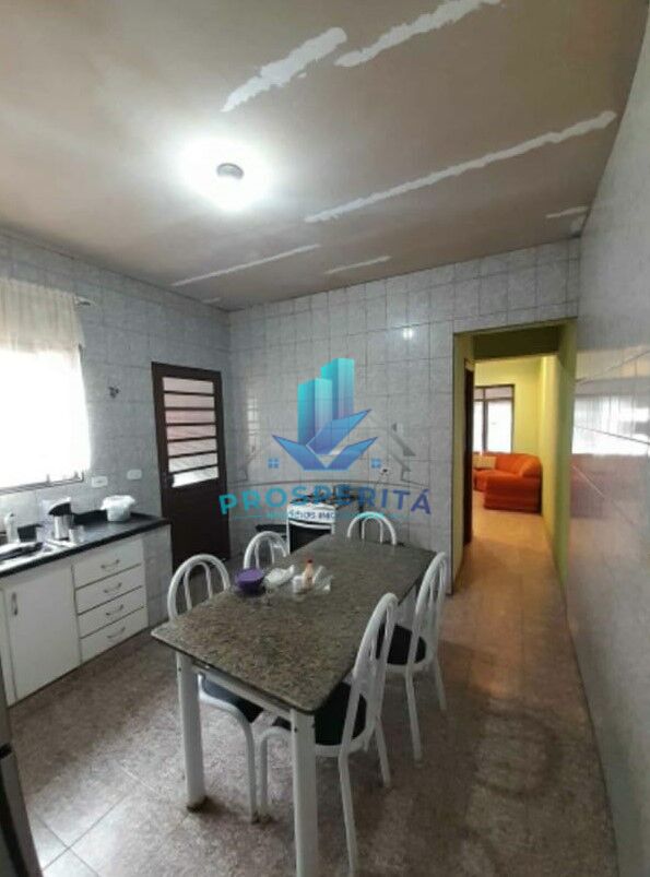 Casa à venda com 2 quartos, 165m² - Foto 9